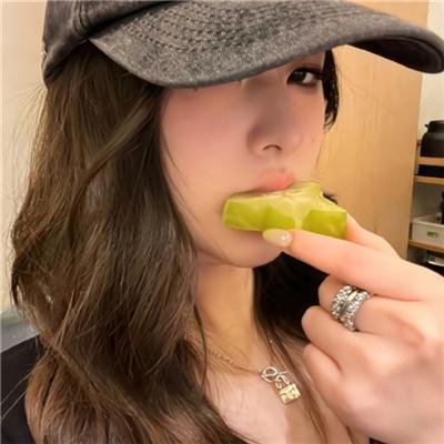 处女塔 封面